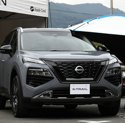 日産 エクストレイル オプション装着車