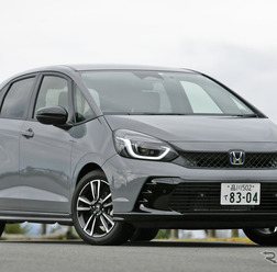ホンダ フィット e:HEV RS