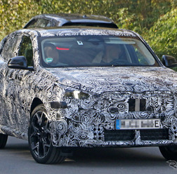 BMW iX2 市販型プロトタイプ（スクープ写真）