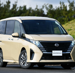 日産 セレナ ハイウェイスターV ガソリン