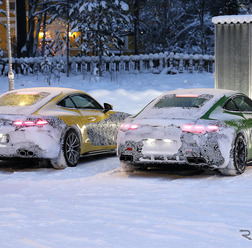 メルセデス AMG GT 次期型プロトタイプ(スクープ写真)