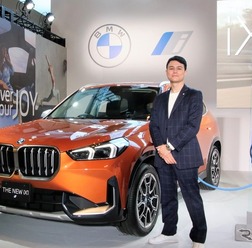ビー・エム・ダブリューBMWブランドマネジメント・デビジョン・プロダクト・マネーチャーのケビン・プリュポさん
