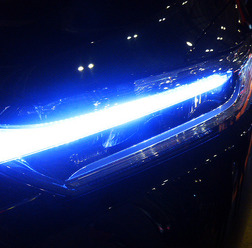 ホンダ「シャトル」向け新作「RAYBRIG」ブランドの新作ライティングキットを参考出展したスタンレー電気（東京オートサロン2016／1月15日／幕張メッセ）