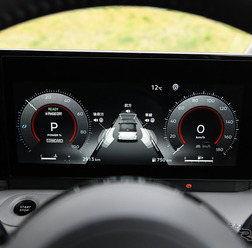 日産セレナ新型（e-POWER ルキシオン）