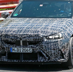BMW M5 次期型プロトタイプ（スクープ写真）