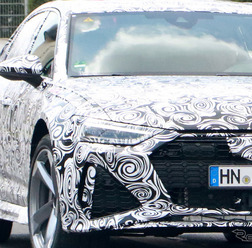 アウディ RS7と思われるプロトタイプ（スクープ写真）