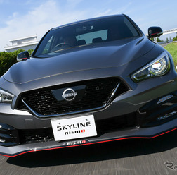 日産 スカイライン NISMO