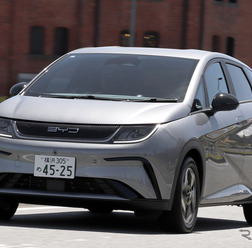 BYD ドルフィン