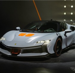 フェラーリ SF90 XX ストラダーレ