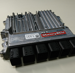 愛車のECUをグレードアップ! チューニングデータを置き換えるHKSの「Mastery ECU」シリーズにGRスープラ(DB82)用が新登場