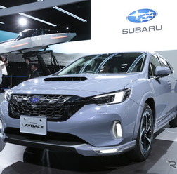 スバル レヴォーグ レイバック 純正アクセサリー装着車（ジャパンモビリティショー2023）