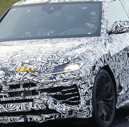 ランボルギーニ ウルスPHEV プロトタイプ（スクープ写真）