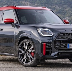 MINI ジョンクーパーワークス・カントリーマン ALL4 新型