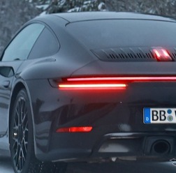 ポルシェ 911 改良新型プロトタイプ（スクープ写真）