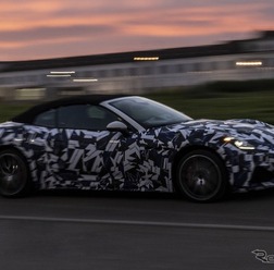 マセラティ・グランカブリオ 新型のプロトタイプ