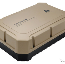 「小型・薄型のパワードサブウーファー」の一例(カロッツェリア・TS-WX400AS)。