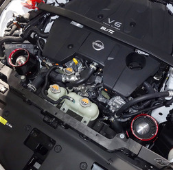 ブリッツ カーボンパワー・エア・クリーナー 日産・フェアレディZ装着例