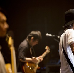 『RADWIMPSのHESONOO Documentary Film』 - (C) 2016“HESONOO”FILM PARTNERS