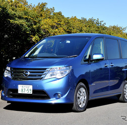 日産 セレナ