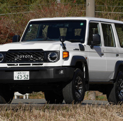トヨタ ランドクルーザー70