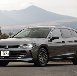 VW パサート 新型(eハイブリッド エレガンス)