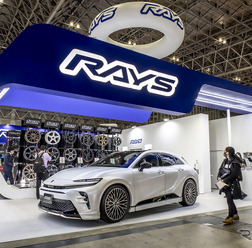 RAYS…東京オートサロン2025