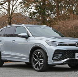 VW ティグアン eTSI Rライン