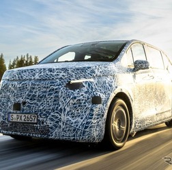 メルセデスベンツの新型ミニバンのプロトタイプ