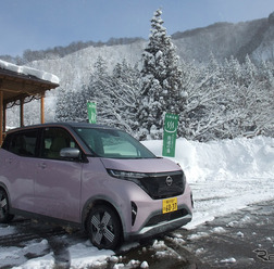 日産 サクラ。新潟の神立高原付近にて。