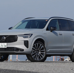 ボルボ XC90 ウルトラT8 AWD PHEV