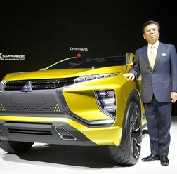 三菱は今後もSUV+EV（PHEV）の開発を進めていくという。