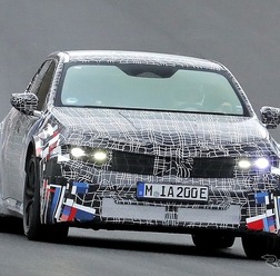 BMW M3 EV プロトタイプ