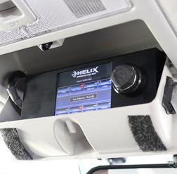 「単体DSP」が搭載されたオーディオカーの一例(製作ショップ:アンティフォン<石川県>)。