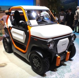 スマートモビリティシティに展示されているホンダMBEVコンセプト