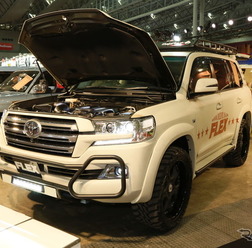 FLEX ランドクルーザー200hp（東京オートサロン16）