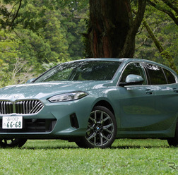 BMW 1シリーズ 新型（120）
