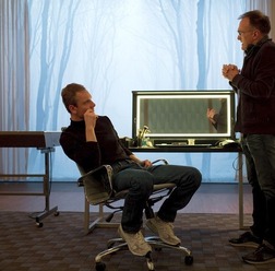 マイケル・ファスベンダー＆ダニー・ボイル監督／『スティーブ・ジョブズ』-(C)Universal Pictures