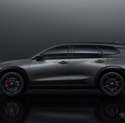 クラウン専門店「THE CROWN」向け特別限定車『ESTATE RS“THE LIMITED-MATTE METAL”』