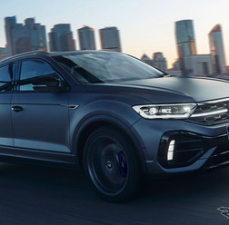 VW Tロック R ブラックスタイル・パフォーマンス