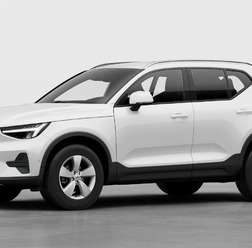 ボルボ XC40 Essential B3