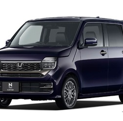 ホンダ N-WGN CUSTOM の BLACK STYLE