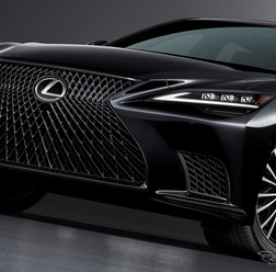 レクサス LS 500 AWD ヘリテージエディション(米国仕様)