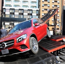 メルセデスベンツ GLC