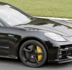 ポルシェ パナメーラ ターボGT 市販型のプロトタイプ