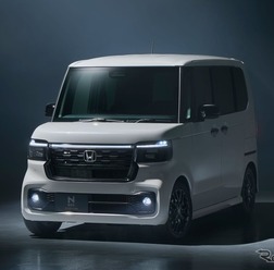 ホンダ N-BOX CUSTOM の「BLACK STYLE」