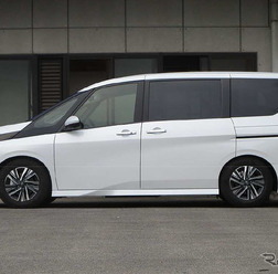 タナベ サステックプロZT40　日産・セレナe-POWER装着例（推奨ダウン量：フロント 40mmダウン / リア 50mmダウン）