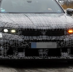 BMW M5 改良新型のプロトタイプ