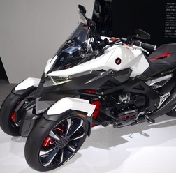 ホンダコンセプトモデル NEOWING(東京モーターショー15)
