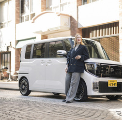 日産『ルークス AUTECH LINE』