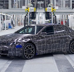 BMW『i3』新型の量産前テスト車両